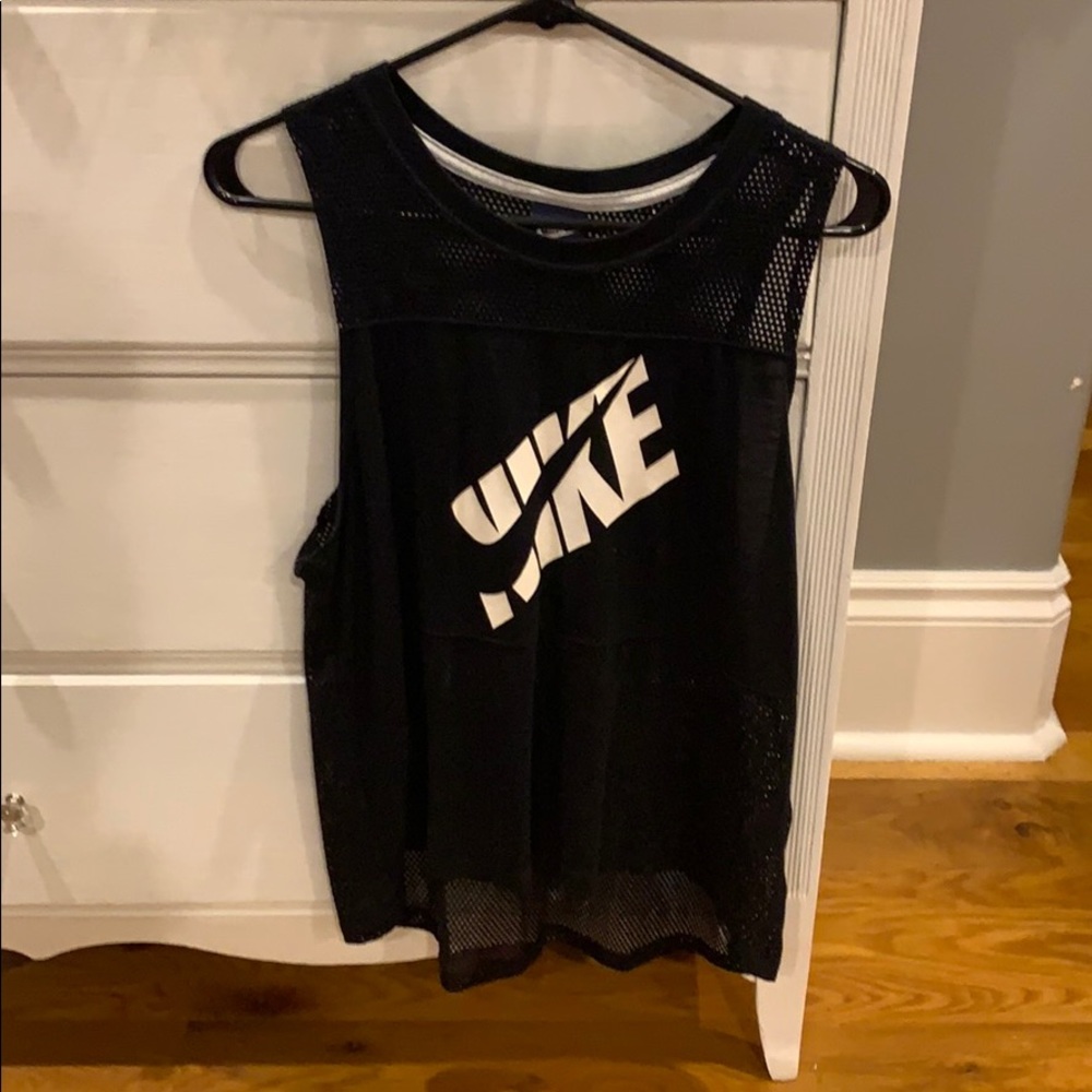 Nike workout tank top